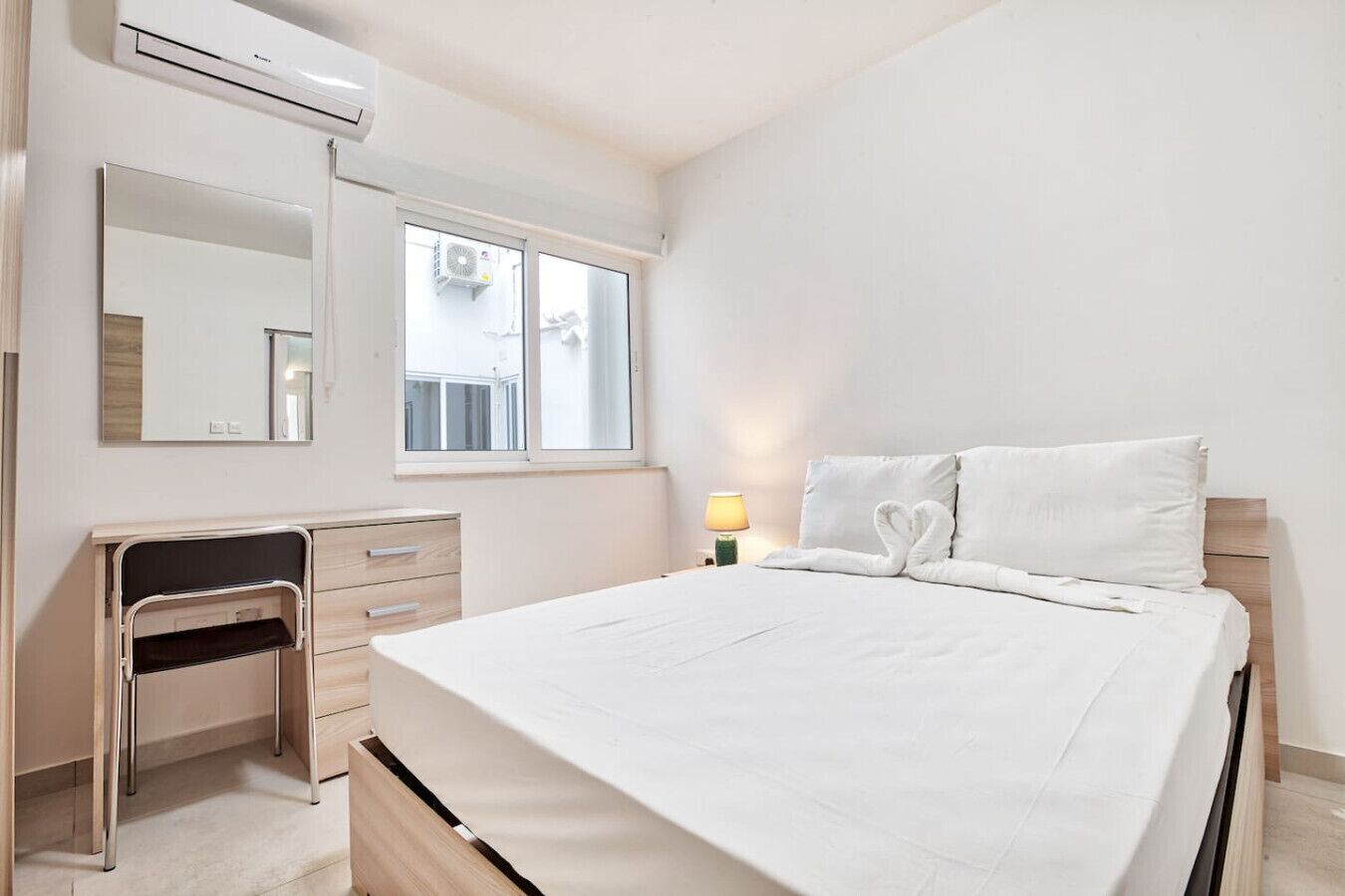 3 間睡房、書桌、熨斗/熨衫板、Wi-Fi