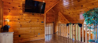 Pigeon Forge 66 - Three Bedroom Villa, Sleeps 8