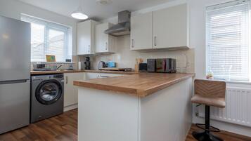 Fridge, microwave, oven, toaster