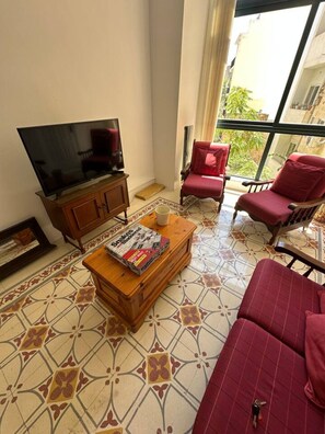 TV