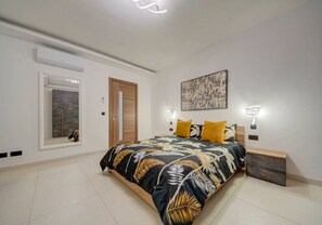 2 chambres, bureau, fer et planche à repasser, Wi-Fi