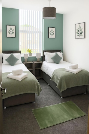 2 habitaciones, tabla de planchar con plancha y wifi gratis