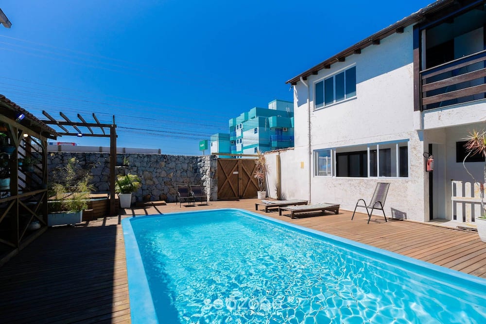 1 Bedroom Apartment 650 m From the Beach Fah0205