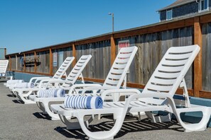 Terrace/patio - The Tides by the Sea - Entire rental unit in Seaside, Oregon, United States (Seaside)