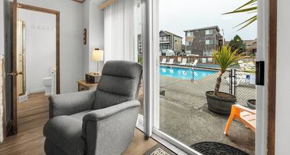 The Tides by the Sea - Entire rental unit in Seaside, Oregon, United States