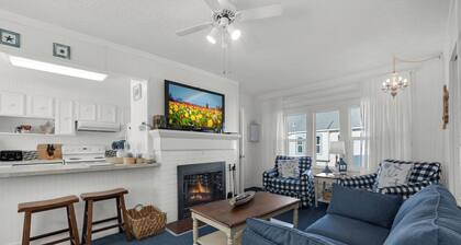 The Tides by the Sea - Entire rental unit in Seaside, Oregon, United States