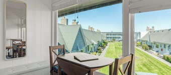 The Tides by the Sea - Entire rental unit in Seaside, Oregon, United States