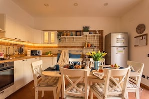 Stovetop - Kyntherland House (Napoli)