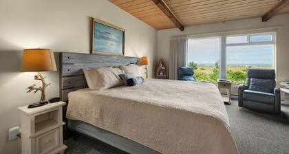 The Tides by the Sea - Entire rental unit in Seaside, Oregon, United States