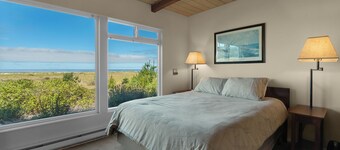 The Tides by the Sea - Entire rental unit in Seaside, Oregon, United States