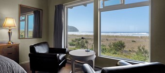 The Tides by the Sea - Entire rental unit in Seaside, Oregon, United States