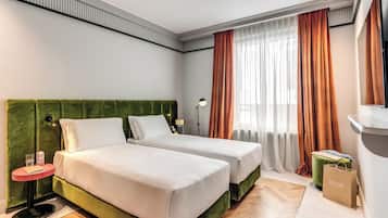 Minibar, in-room safe, iron/ironing board, free WiFi