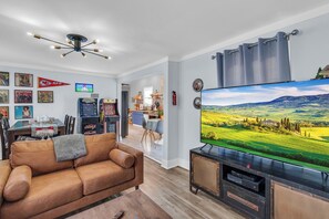 Smart TV, videojuegos, estéreo