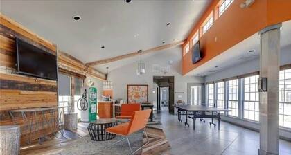 Easy Tiger-1.5 miles to Campus