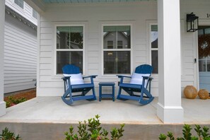 Terrace/patio - Gameday Getaway - Close to Campus (Auburn)