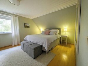3 bedrooms, Internet, bed sheets