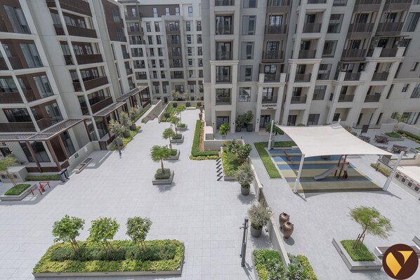 Luxury Apartment, Balcony, City View | Iron/ironing board, free WiFi