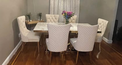 Fabulous 2-bedroom 1st floor house with AC in Elmont NY near the UBS ARENA