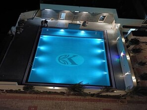 Indoor pool, outdoor pool