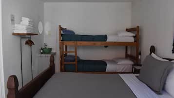 Comfort Quadruple Room | Blackout curtains, free WiFi