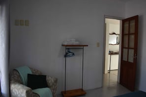 Phòng Suite Tiêu chuẩn, quang cảnh sông | Màn/rèm cản sáng, truy cập Internet không dây miễn phí