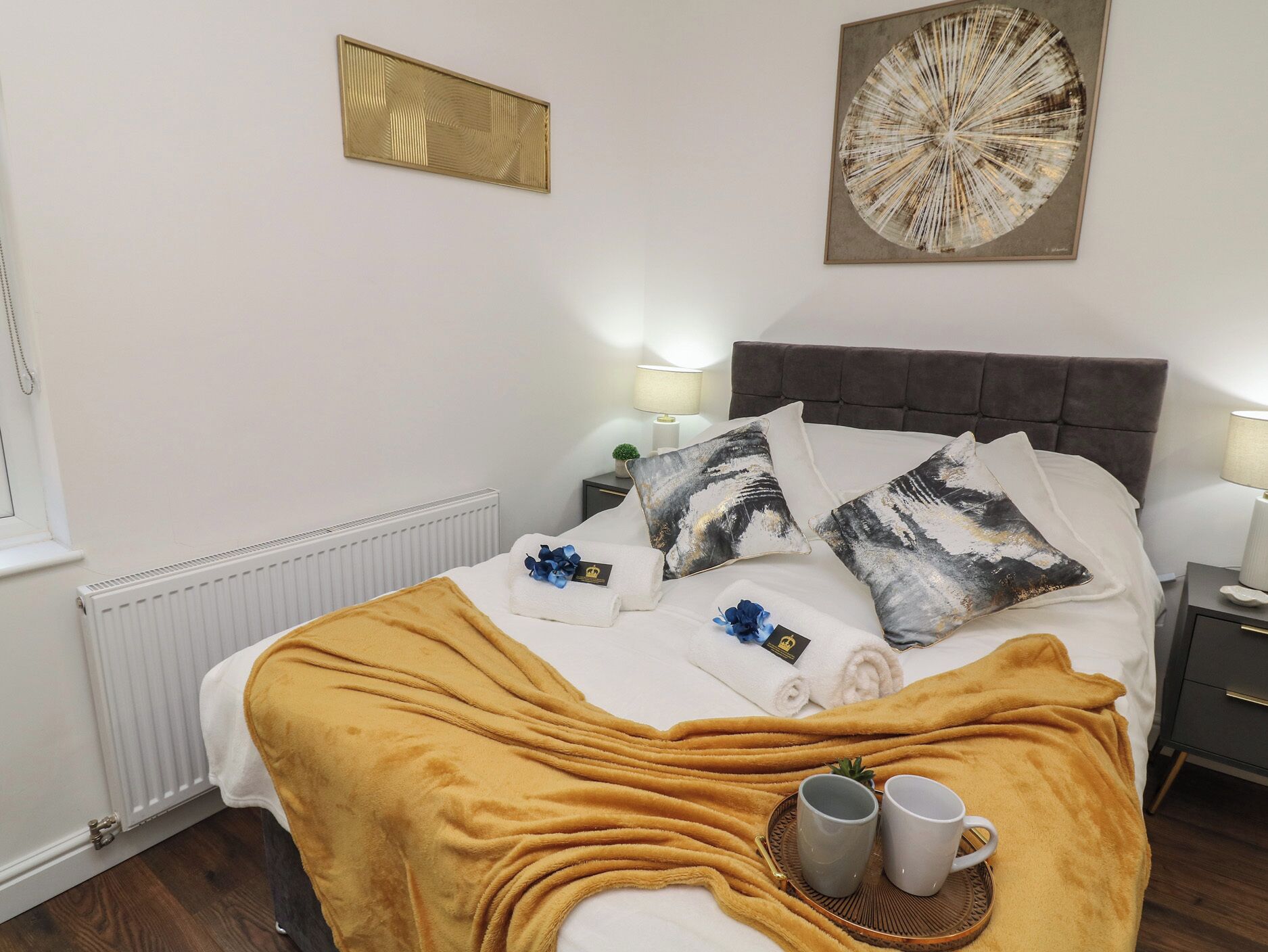 1 chambre, décoration personnalisée, ameublement personnalisé