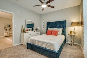 1 غرفة نوم ومكواة/لوح كي وخدمة الإنترنت