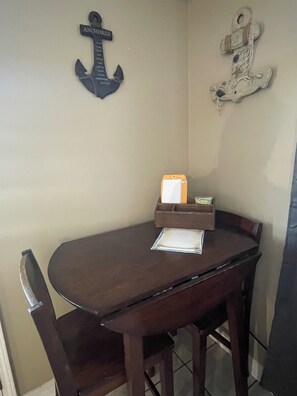 تناول الطعام