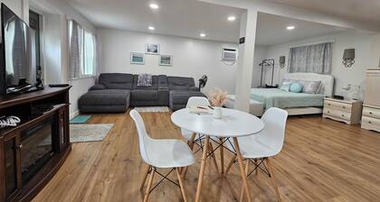 Charming, Cozy and Clean Cottage in Carlisle