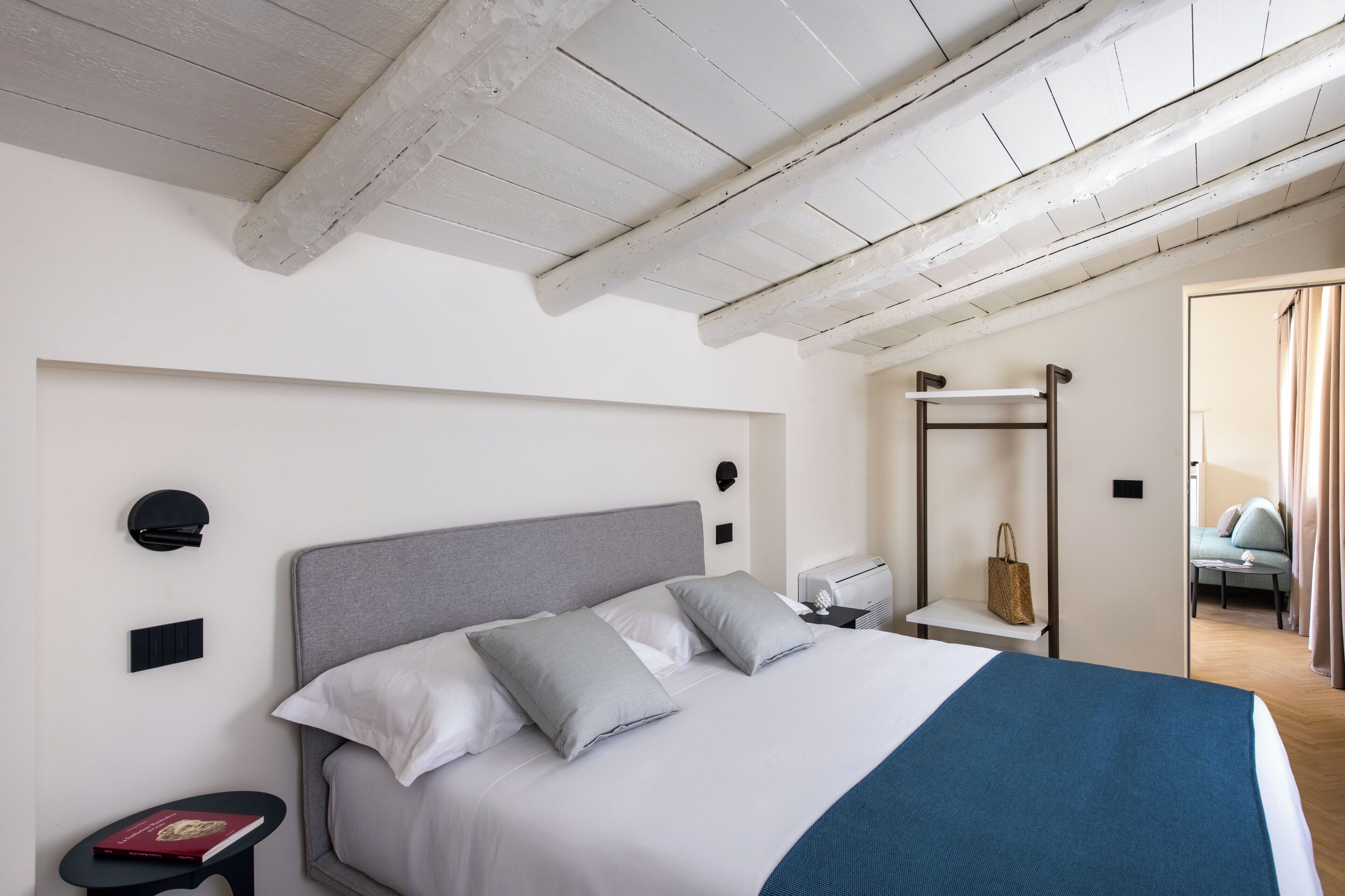 Classic Double Room, 1 Queen Bed, City View | In-room safe, blackout drapes, free WiFi