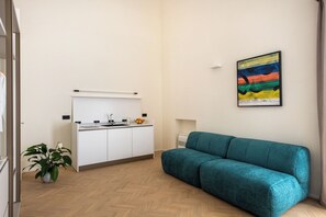 Habitación Confort doble, vistas a la ciudad | Cocina privada