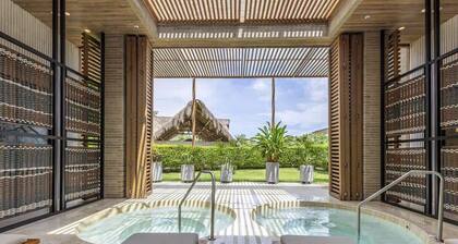 Tropical villa w/ pool & dock access