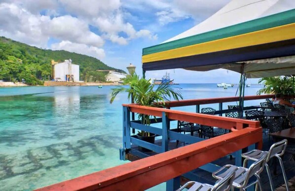 Property grounds - Eshae Living Newly Refurbed Studio Apartment! No 1 (Ocho Rios)