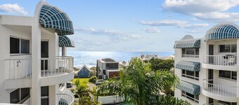 Coastal Retreat Moffat Beach