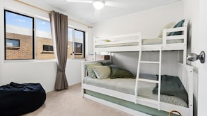 2 Schlafzimmer, Bügeleisen/Bügelbrett, Reisekinderbett, WLAN