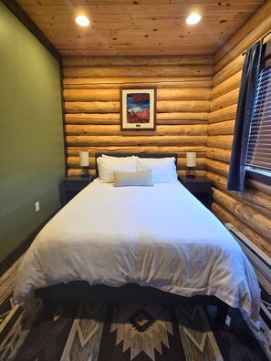 2 bedrooms, iron/ironing board, free WiFi - Beautiful Cabin in Pray, MT (Pray)