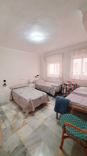 3 bedrooms, WiFi, bed sheets