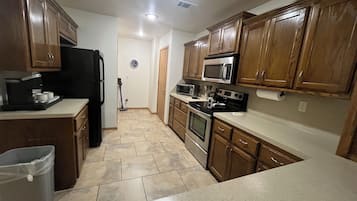 Microwave, oven, stovetop, dishwasher