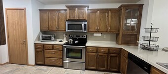 Upscale home with high end furnishings and memory foam king bed.  2 car garage 