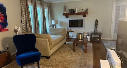 Charming bed & breakfast in welcoming Fairfax