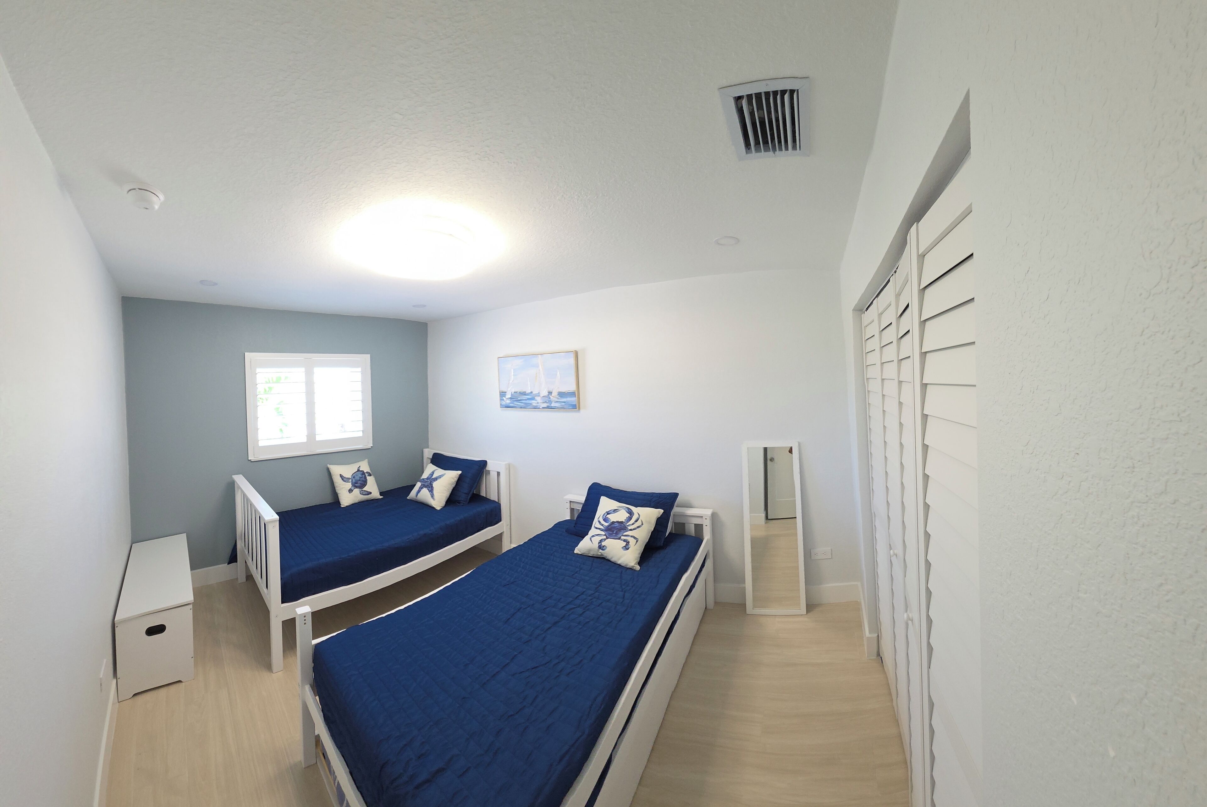 2 chambres, bureau, fer et planche à repasser, Wi-Fi gratuit