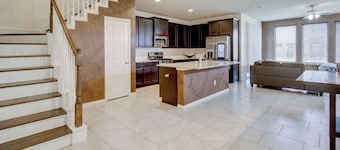 Modern 3BR Home w/Fenced Backyard - Across from Brazos Town Center
