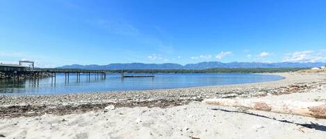 مناشف للشاطئ