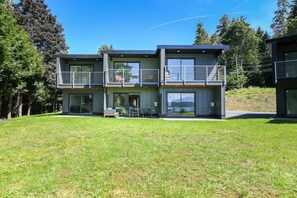 Exterior - #214 Sockeye at Hornby Island Resort (Hornby Island)