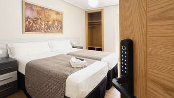 Economy Twin kamer, niet-roken, uitzicht op de stad | Gratis wifi