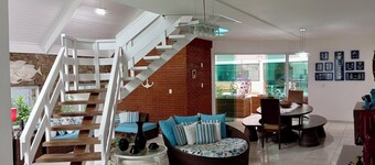 Casa de Praia: Luxo e Conforto