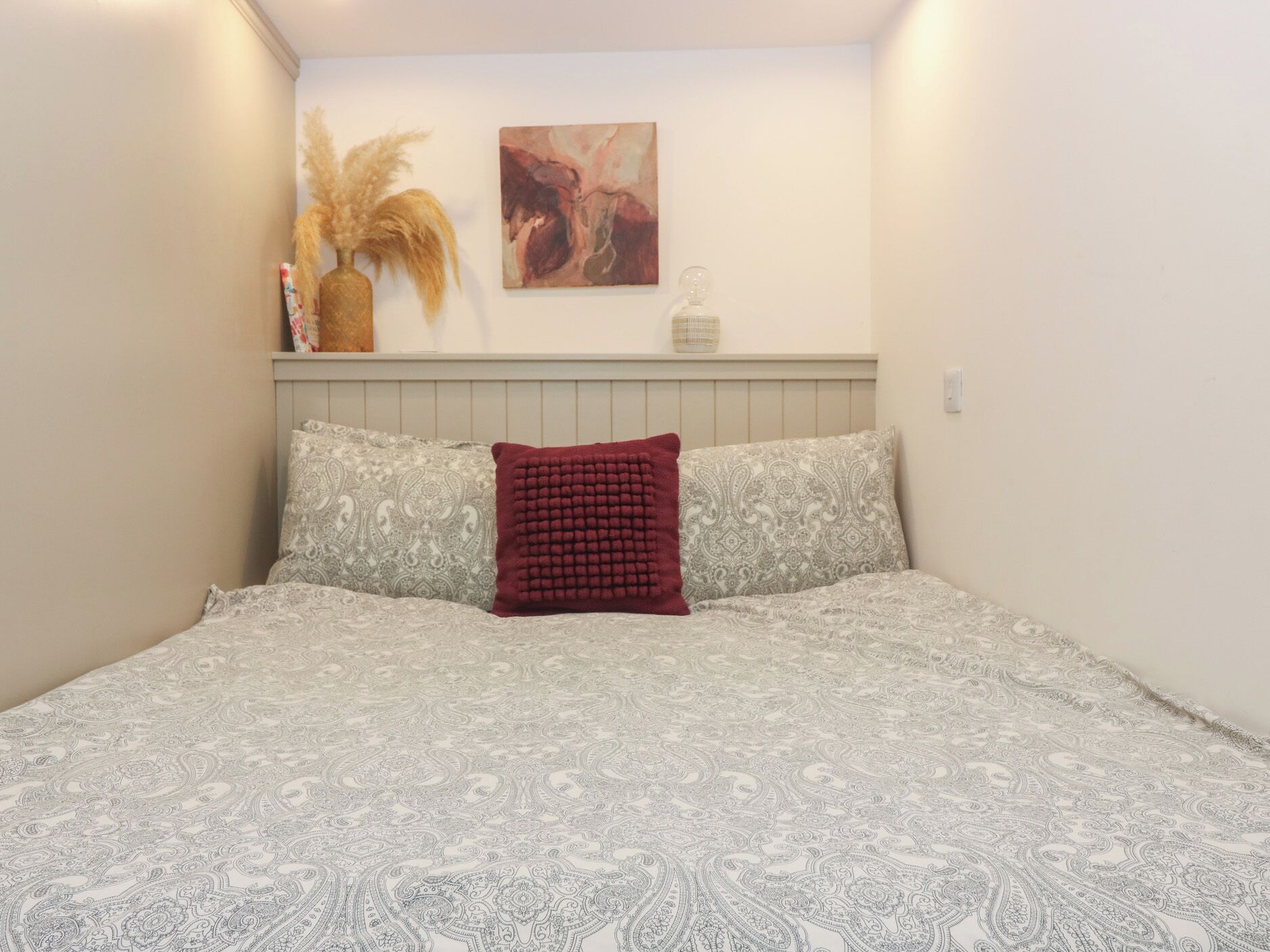 1 غرفة نوم وبديكورات فريدة لكل غرفة وطراز فريد لكل وحدة وواي فاي مجانًا