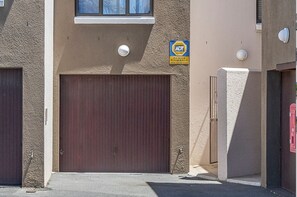 Mặt tiền nơi lưu trú