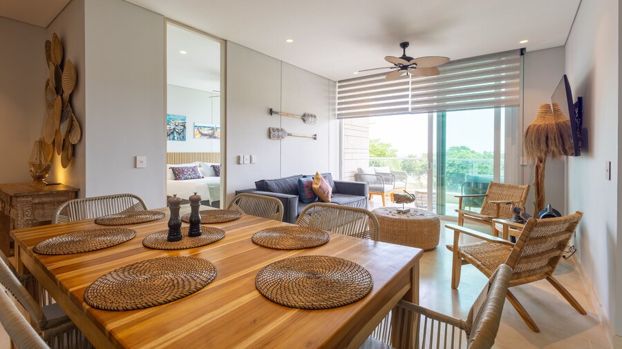 New 3BR Ocean View apt at Calablanca B6