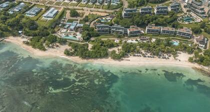 Stunning Sea Views From 3BR Penthouse F3